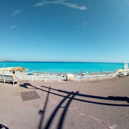 Les Dauphins Lägenhet Nice Exteriör bild